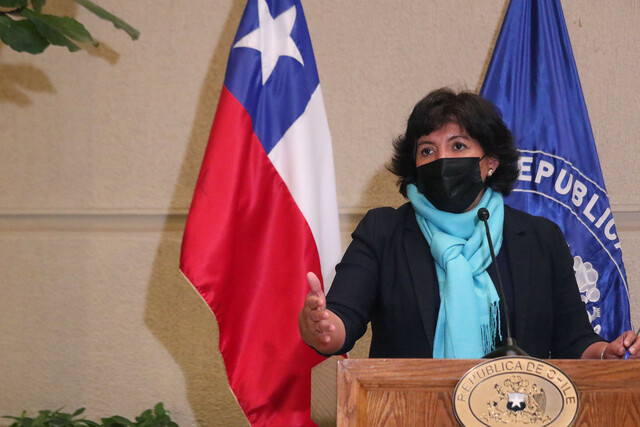 Provoste recordó a fallecido periodista previo a su definición presidencial: 