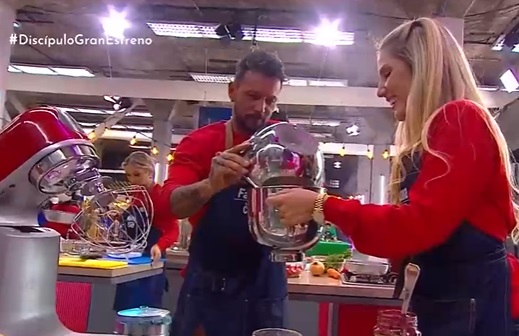 “Muy atencioso”: El divertido momento en que Fabricio sacó a relucir su 