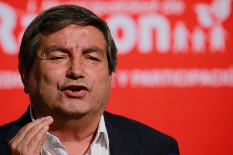 Duro revés para Aguilera: Tribunal Electoral RM rechazó su petición para anular elecciones en San Ramón