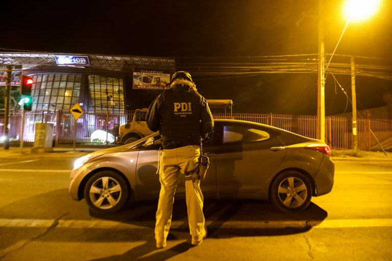 Dos regiones atrasarán su horario en el toque de queda desde este miércoles