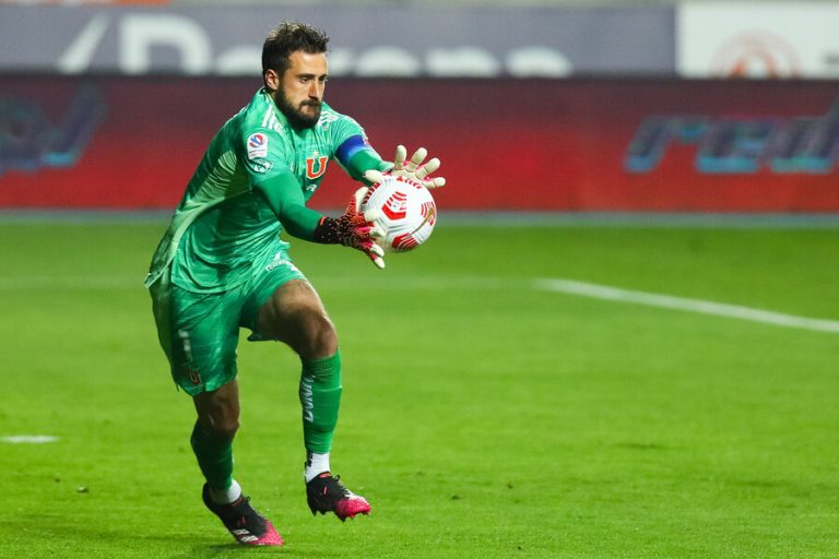 De Paul arriesga dura sanción tras conocerse informe arbitral de su expulsión ante Curicó