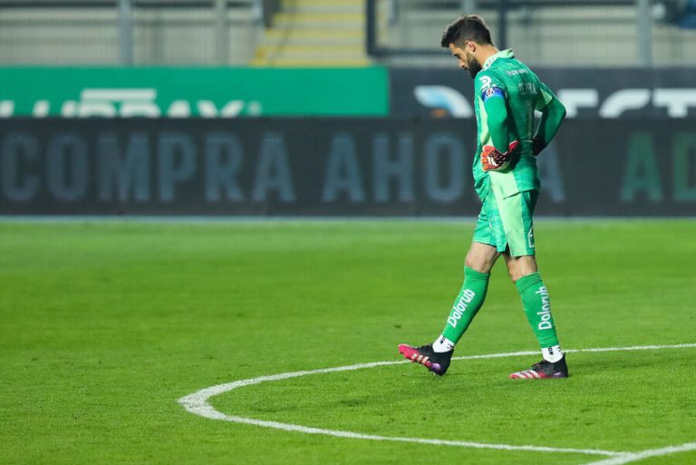 Se pierde el clásico con la UC: Tribunal de Disciplina sancionó con tres fechas a Fernando De Paul