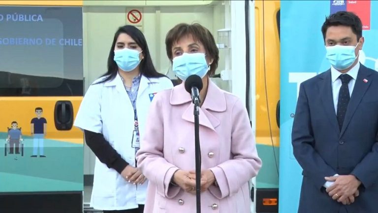 Daza confirmó que se inició la distribución de Pfizer a diversas comunas y pidió “tranquilidad” ante falta de stock