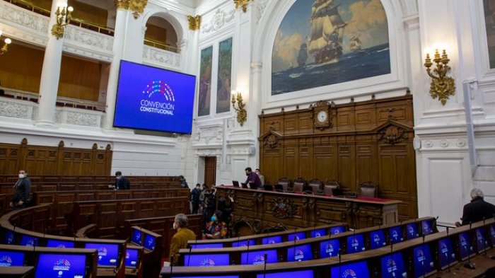 Tensión entre constituyentes y Gobierno: Convencionales piden más presupuesto y anuncian marcha previa a primera sesión