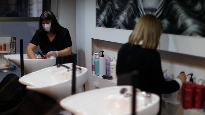 Subsidio Reactívate Belleza entregará tres millones a peluquerías y pymes del rubro