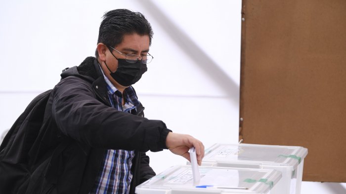 Derecha dividida mientras Jadue y Boric aumentan diferencias: ¿Quién dará la sorpresa este domingo en las primarias?