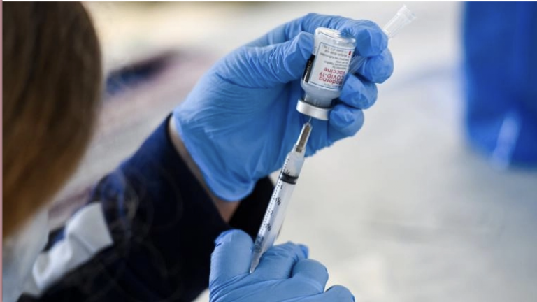 Argentina investigará combinación de vacunas: Buscan mayor efectividad ante variantes del COVID-19