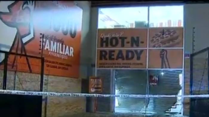 Millonario robo a pizzería del barrio Bellavista: Delincuentes utilizaron método del alunizaje