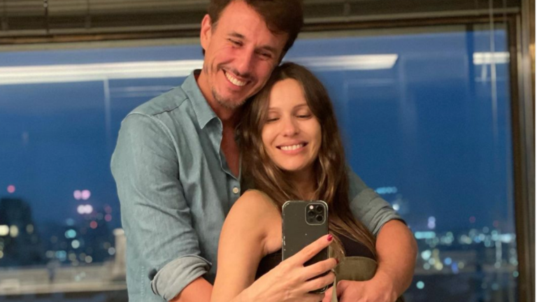 Explosión de ternura: Pampita compartió la primera foto de su hija recién nacida