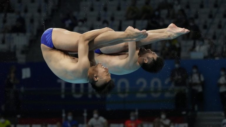 La extraña enfermedad que reveló un clavadista japonés en Tokio 2020: No puede estar por más de una hora en el agua