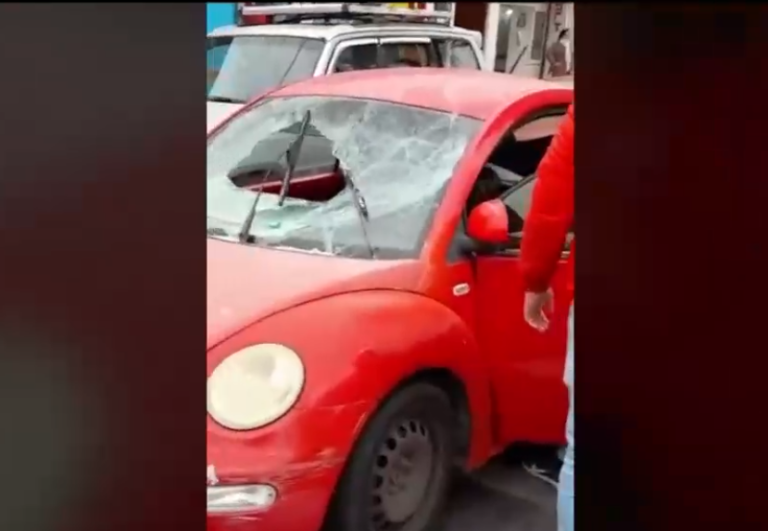 En libertad quedó sujeto que agredió a su pareja dentro del auto y rompió su parabrisas en Arica