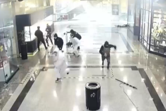 Asaltos luego de reapertura del comercio: Vendedores se organizan para prevenir robos en joyerías