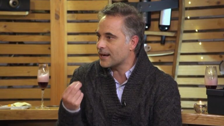 Paulo Brunetti por ser confundido constantemente con Bernardo Borgeat: 