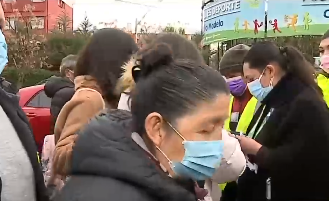 No había vacunas Pfizer: Hombre resultó lesionado tras incidente en vacunatorio de Pudahuel