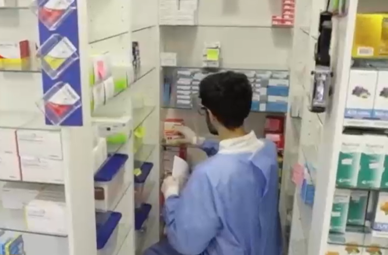 Acusan no pago de 10 facturas: Farmacias populares en riesgo de quiebra tras petición de liquidación forzosa