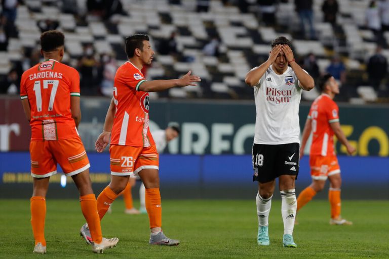 Colo Colo puso en riesgo el liderato tras caer ante Cobresal en el Monumental
