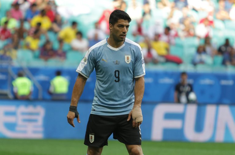 Luis Suárez será baja en Uruguay para la triple fecha de Clasificatorias por lesión