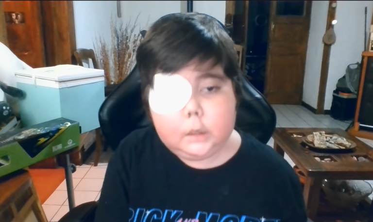 Campaña busca que canal de Tomiii 11 llegue a 10 millones de seguidores