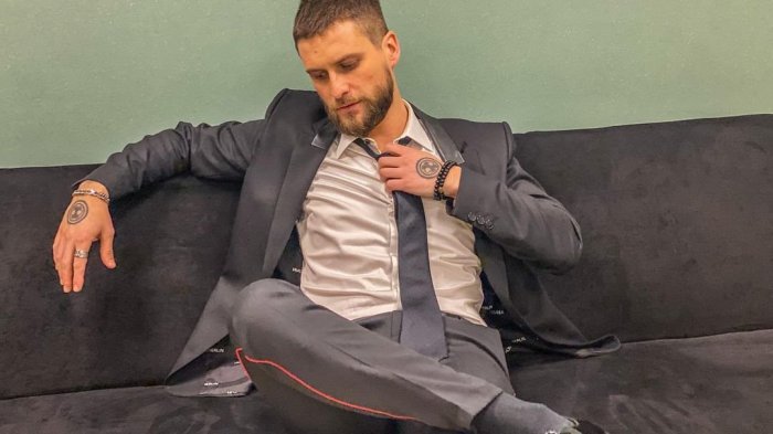 “Ahora a pololear”: Tras un arduo día laboral Jean Philippe compartió sus sentimientos en redes sociales