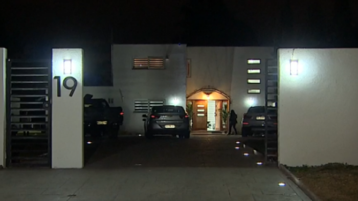 Valiente acción: Menor logró contactarse con su padre en medio de robo dentro de su hogar