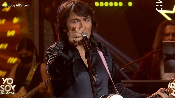 “Solo me queda felicitarte”: La impecable interpretación de Sandro que dejó a todos electrizados