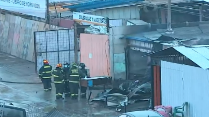 Investigan fiesta clandestina: Cuatro casas resultaron quemadas tras incendio en San Bernardo