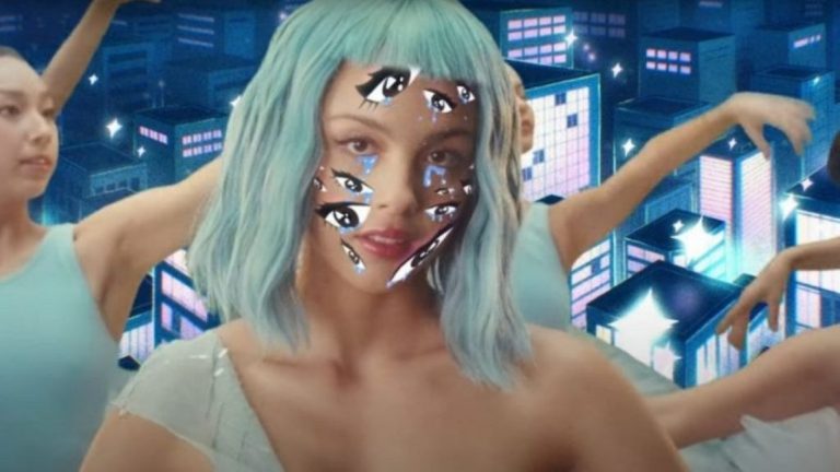 ¡Muy noventero! Olivia Rodrigo sorprendió a todos con el lanzamiento del videoclip 