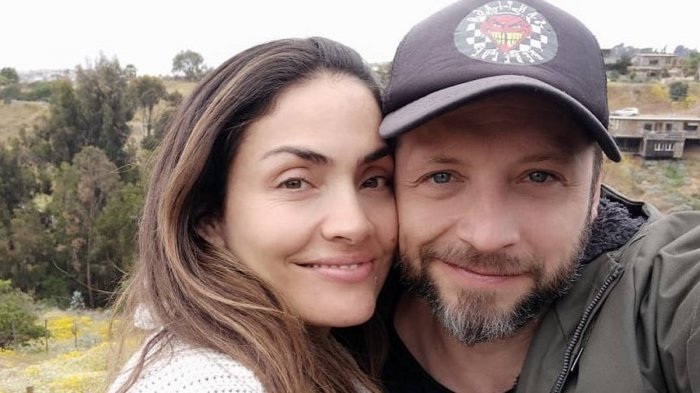 Un acto de dos partes: Sebastián Layseca y su historia de amor con Carmen Gloria Bresky