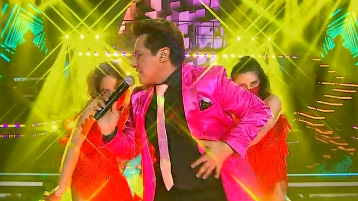 ¡Se desordenó! Emmanuel se la jugó con su motivada interpretación de 