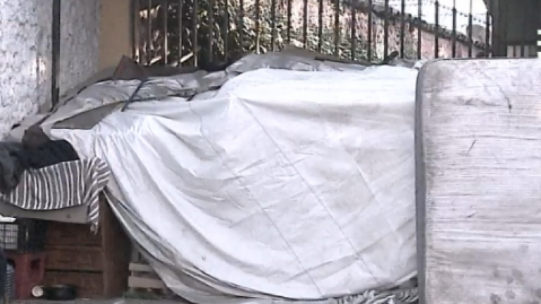 La grave situación que viven vecinos de Barrio Yungay: Llevan 8 meses con peleas, drogas y ruidos molestos a toda hora