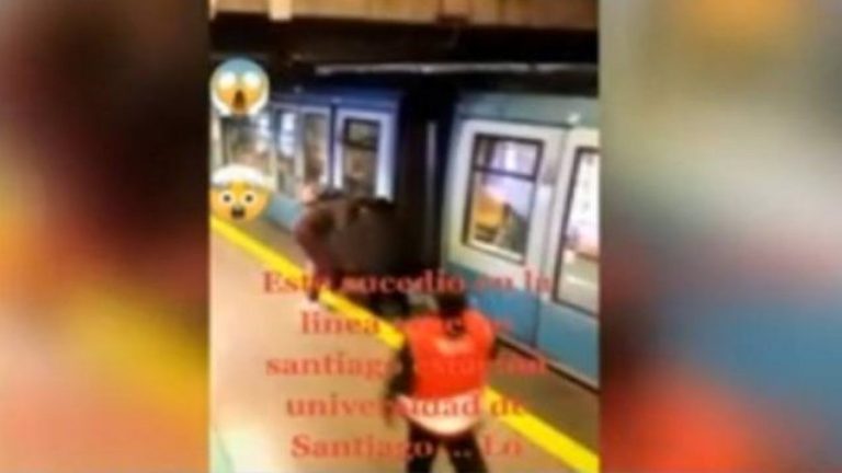 Adulto mayor quedó atrapado entre los vagones del Metro de Santiago