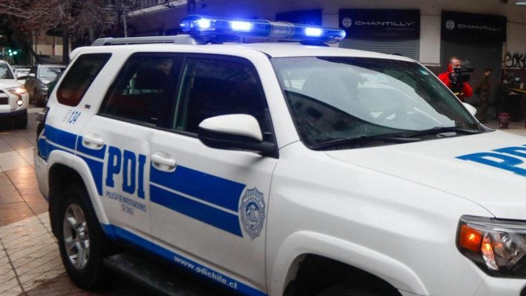 Insólito: Vendedor le cortó la mano a cliente en “mall chino” de Recoleta