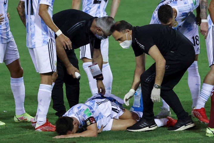 La brutal patada del jugador venezolano contra Lionel Messi que pudo haberlo fracturado