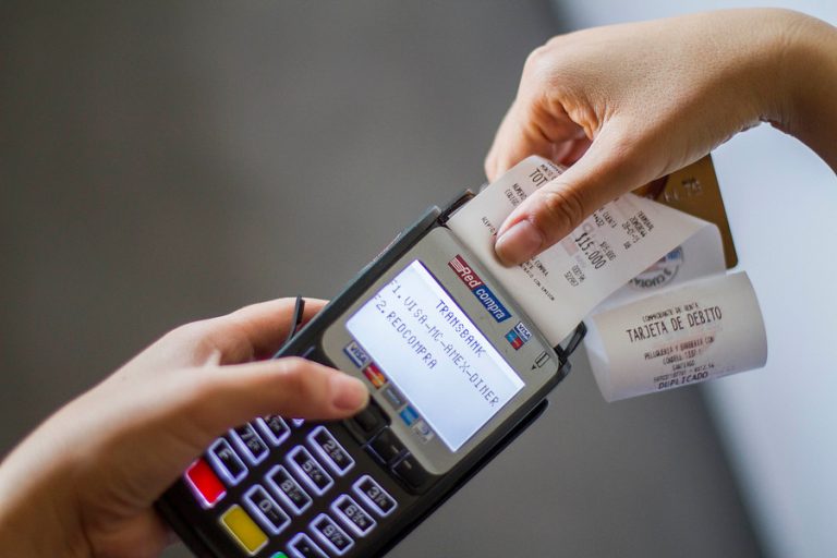 Usuarios reportan masiva caída de sistema Transbank