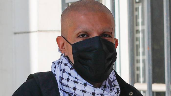 Rifas y aportes monetarios: Las denuncias contra Rodrigo Rojas Vade por aceptar dinero para tratamiento de cáncer