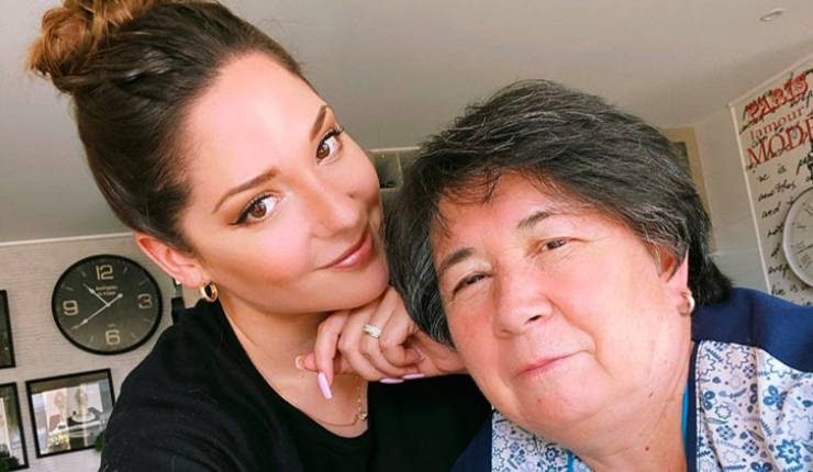 Kel Calderón mostró su preocupación a reacción que presentó Nancy Huenupe tras recibir dosis de refuerzo