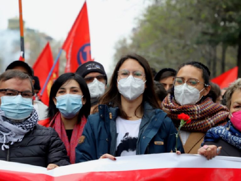 Diputados RN anuncian oficio contra alcaldesa Hassler por destrucción de bienes públicos ocurridos el 11 de septiembre