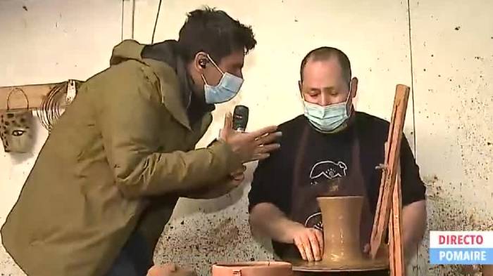 Tradiciones y el arte de la greda: Juan Pablo Queraltó conoció al mejor alfarero de Pomaire