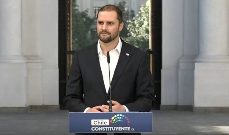 Jaime Bellolio destacó actitud autocrítica del Gobierno tras conocer últimos resultados de Encuesta CEP