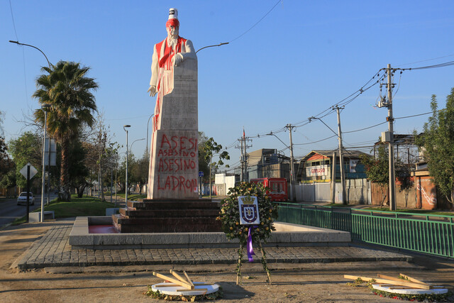 Desconocidos vandalizan monumento a Salvador Allende: Municipalidad de San Joaquín interpondrá una querella