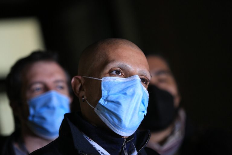 Las reacciones luego que Rojas Vade anunciara su renuncia a la Convención Constitucional