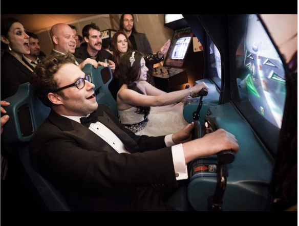 Emmys 2021: Seth Rogen luce irreconocible sin barba y con gran baja de peso