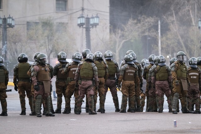 Nuevo protocolo de Carabineros para control de orden público contó con aportes de organismos de DDHH