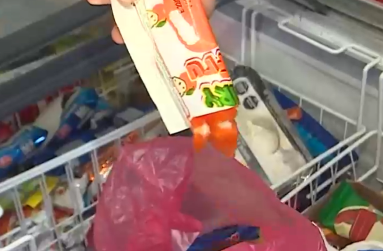 Chile a medias: Vecinos denuncian que bajas de voltaje dañaron sus artefactos