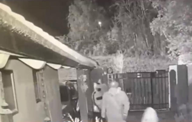 Robo con violencia en Peñalolén: Matrimonio se despertó con ladrones en su dormitorio