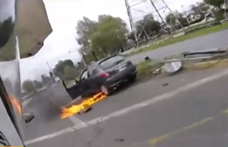 Hombre fue víctima del robo de auto casi nuevo: Lo recuperó absolutamente quemado