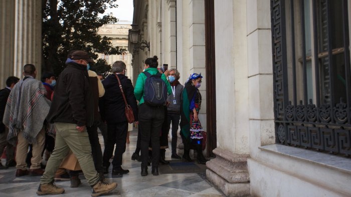 Sesión clave en Convención Constituyente: Rodrigo Rojas Vade no llegó hasta el ex Congreso