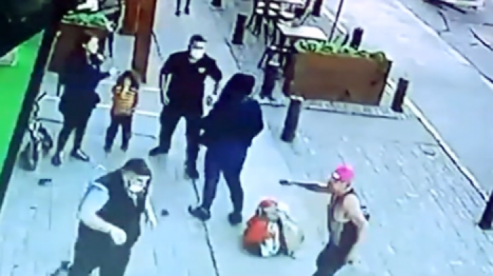 Desconocido agredió con un machete a guardia de supermercado en Osorno