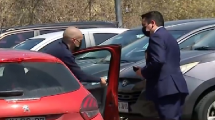 Abogado de Rojas Vade reveló patologías del constituyente: Sífilis, PTI y enfermedad de Behcet