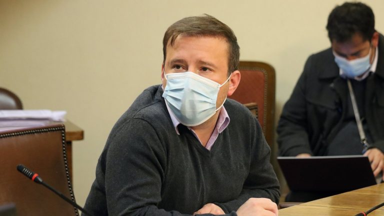 Diputado Tomás Fuentes, por el caso Rojas Vade: 